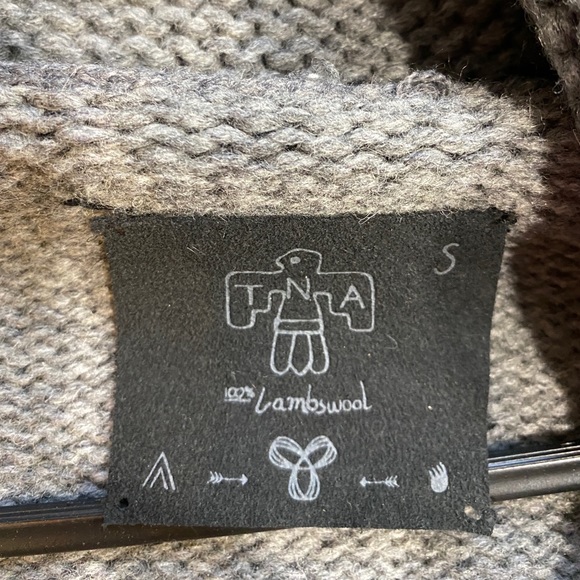 aritzia wool sweater - Picture 2 of 3